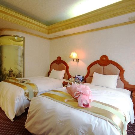 Wang Fu Hotel Miaoli Buitenkant foto