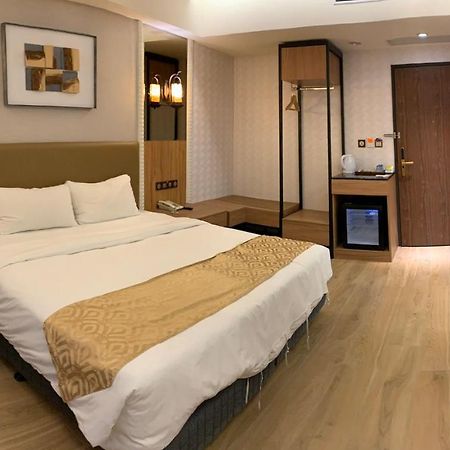 Wang Fu Hotel Miaoli Buitenkant foto