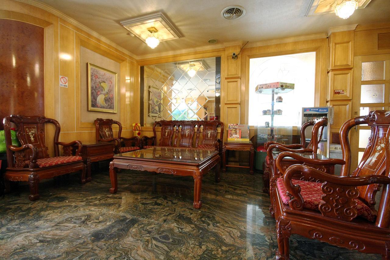 Wang Fu Hotel Miaoli Buitenkant foto